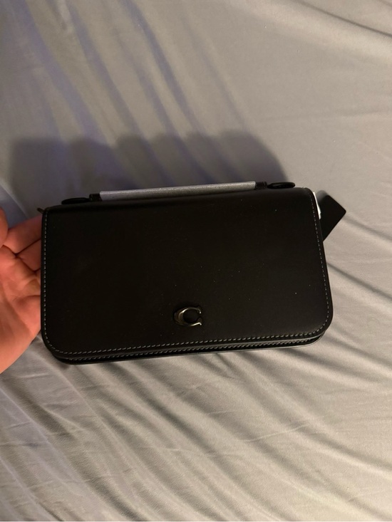 Coach Handbags - Coach Black Leather Crossbody Wallet
